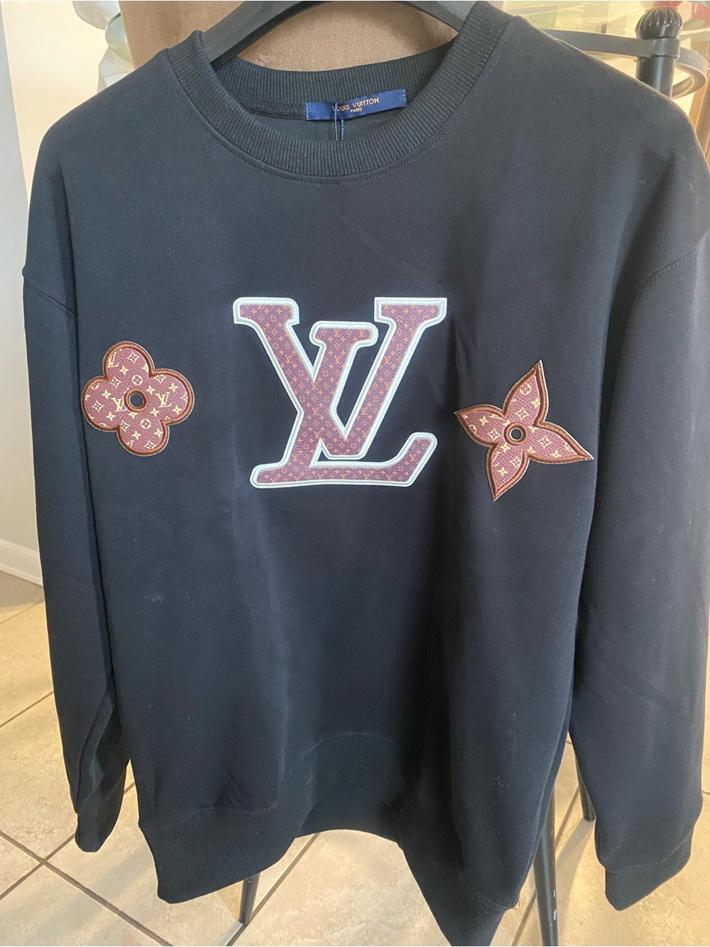 Fashion sweater (it is FASHION!!!!!!!)